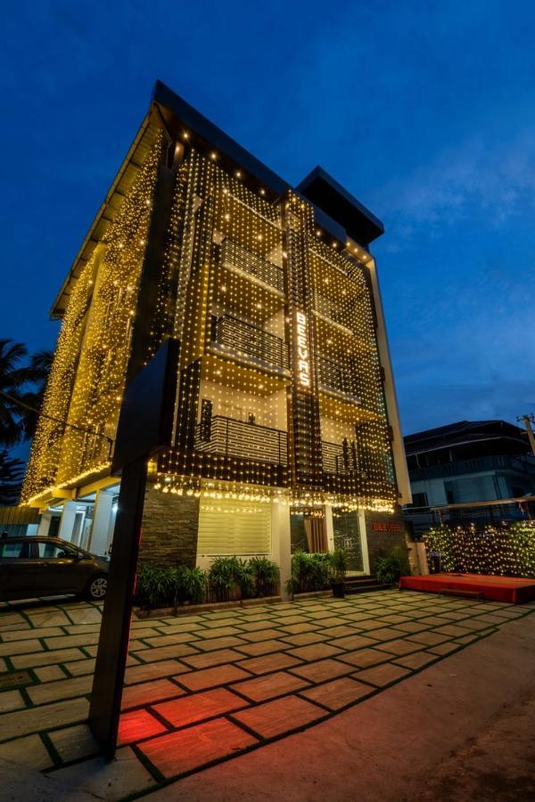 Daan Regency Hotel Thrissur Екстериор снимка