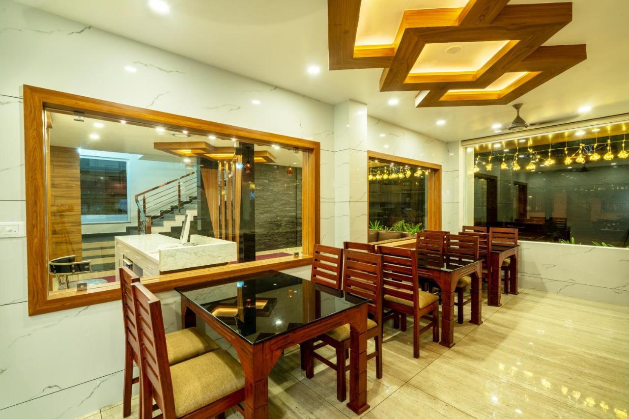 Daan Regency Hotel Thrissur Екстериор снимка